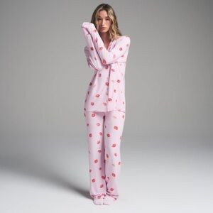 SKIMS CHERRY BLOSSOM LIPSTICK PAJAMA SET